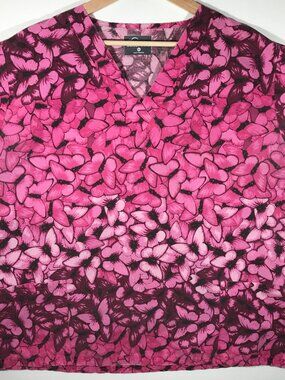 Butter-Soft Women's XL Pink Butterflies Short Sleeve Scrub Top